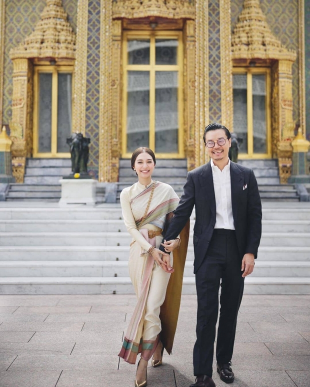 คุณแม่เผยภาพวันชื่นคืนสุข มิว นิษฐา- ไฮโซเซนต์ เข้าพิธีหมั้นแล้ว