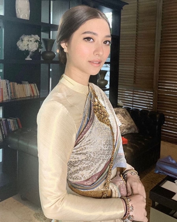 คุณแม่เผยภาพวันชื่นคืนสุข มิว นิษฐา- ไฮโซเซนต์ เข้าพิธีหมั้นแล้ว