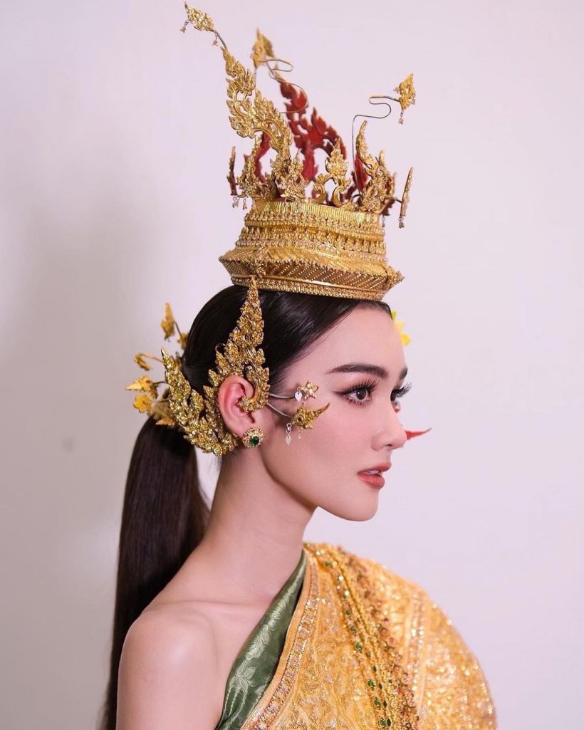 ครั้งเเรกในชีวิต! เดียร์น่า สาดความสวยเเบบจัดเต็มแปลงโฉมเป็นนางสงกรานต์