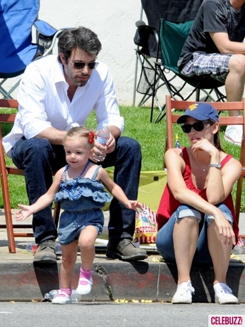 ภาพน่ารักๆของครอบครัว Garner - Affleck 