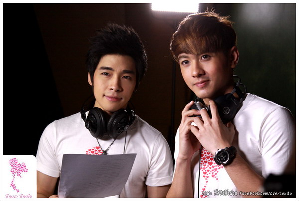 Pic: ศิลปินดาราร่วมร้องเพลง"บ้านเรา บ้านพ่อ" 