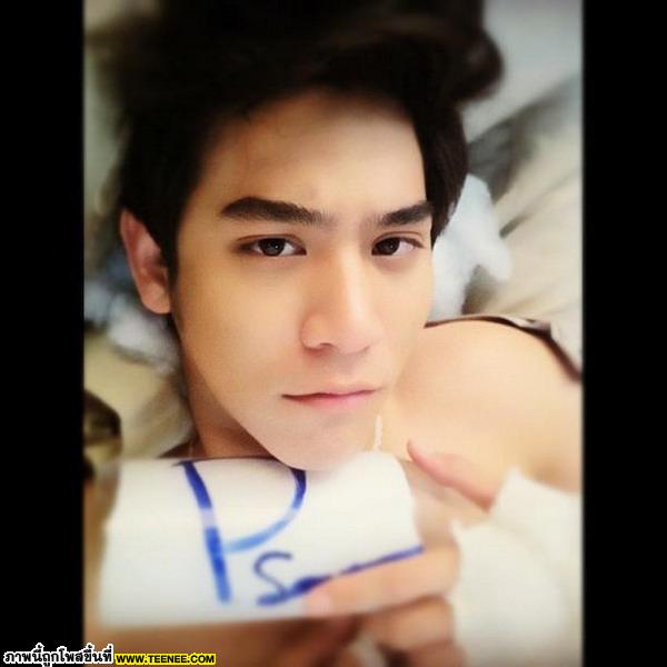 Pic: พอร์ช ศรัญย์ หล่อ ชวน ใจ ละลาย 