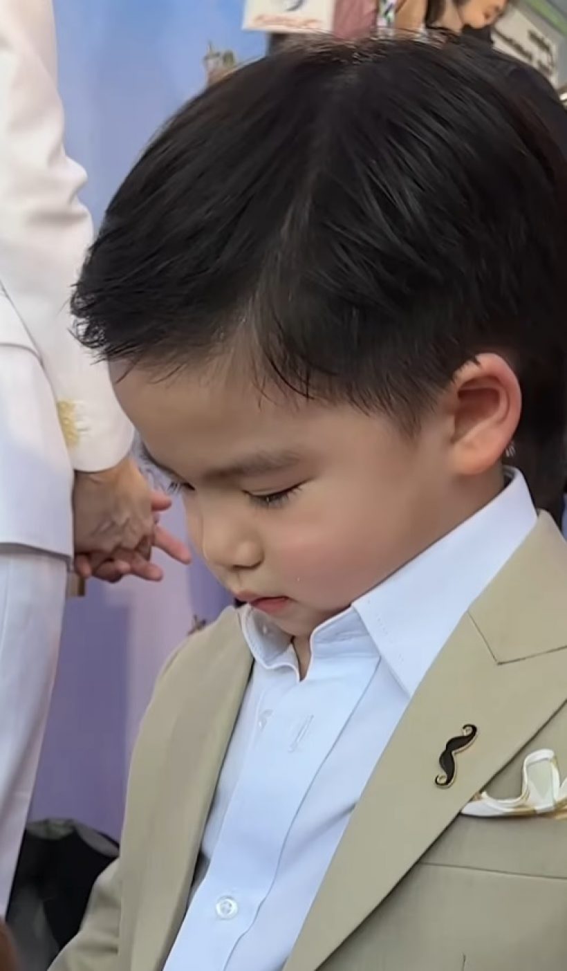 พี่ๆแซวน้องพีร์เขินเก็บอาการ เมื่อดาราสาวคนนี้ ตกหลุมรักจนนั่งเล่นด้วย