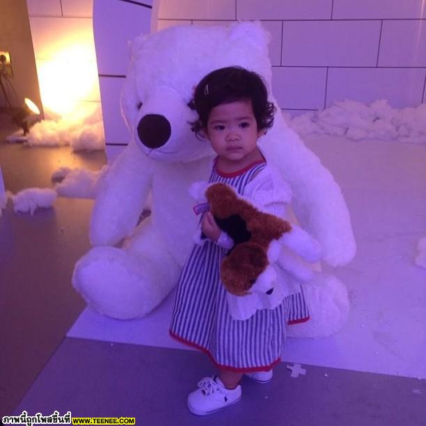 น้องนาวา ลูกแม่อ้อม พิยดา น่ารักน่าหยิกมาก