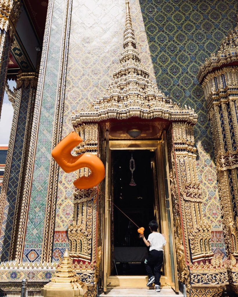 เปิดบรรยากาศทำบุญวันเกิด ทายาทพันล้าน เอ็นดูพาลูกโป่งเข้าวัด