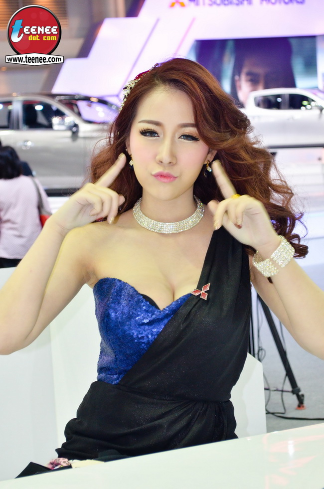 สวยแบ๊ว! โดนใจ กับสาวสวยจาก Mitsubishi