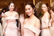 ฐิสา สวยเรียบหรู อวดไหล่-หลังขาวเนียน