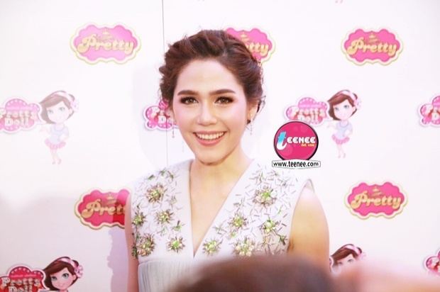 สวยแบ๊วตัวแม่ ชมพู่ อารยา ฟรุ้งฟริ้งไม่มีใครเกิน!!