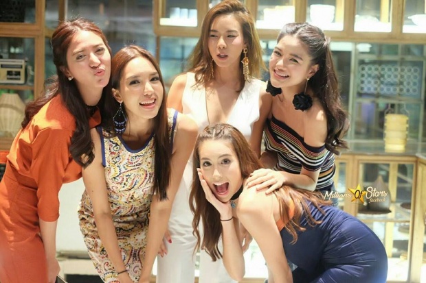 4 สาว ปะทะ คริส หอวัง ใครแซ่บกว่ากัน