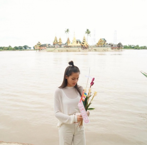  ญาญ่า อุรัสยา ในลุค สาวพม่า ประแป้ง ทานาคา ลายพร้อย 