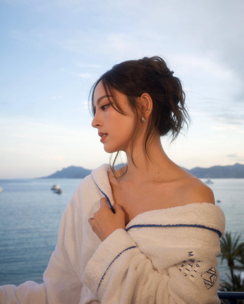 ออร่าณิชาเจิดจรัส!อวดลุคสุดหรู สะกดทุกสายตา ณ คานส์!