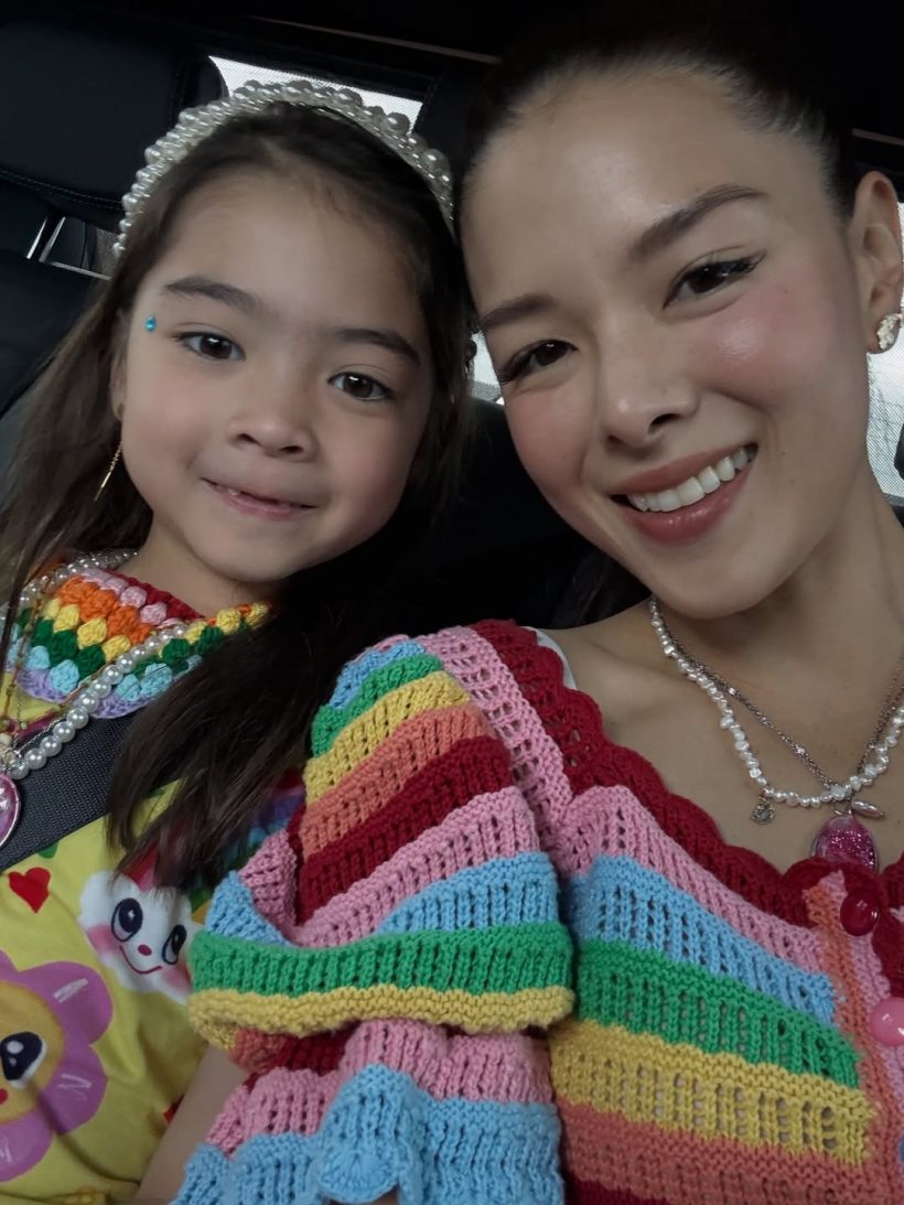แม่ลีเดีย บอกให้ยิ้มสวยๆ น้องเดมี่ รับบรีฟจัดให้ทันทีแบบนี้