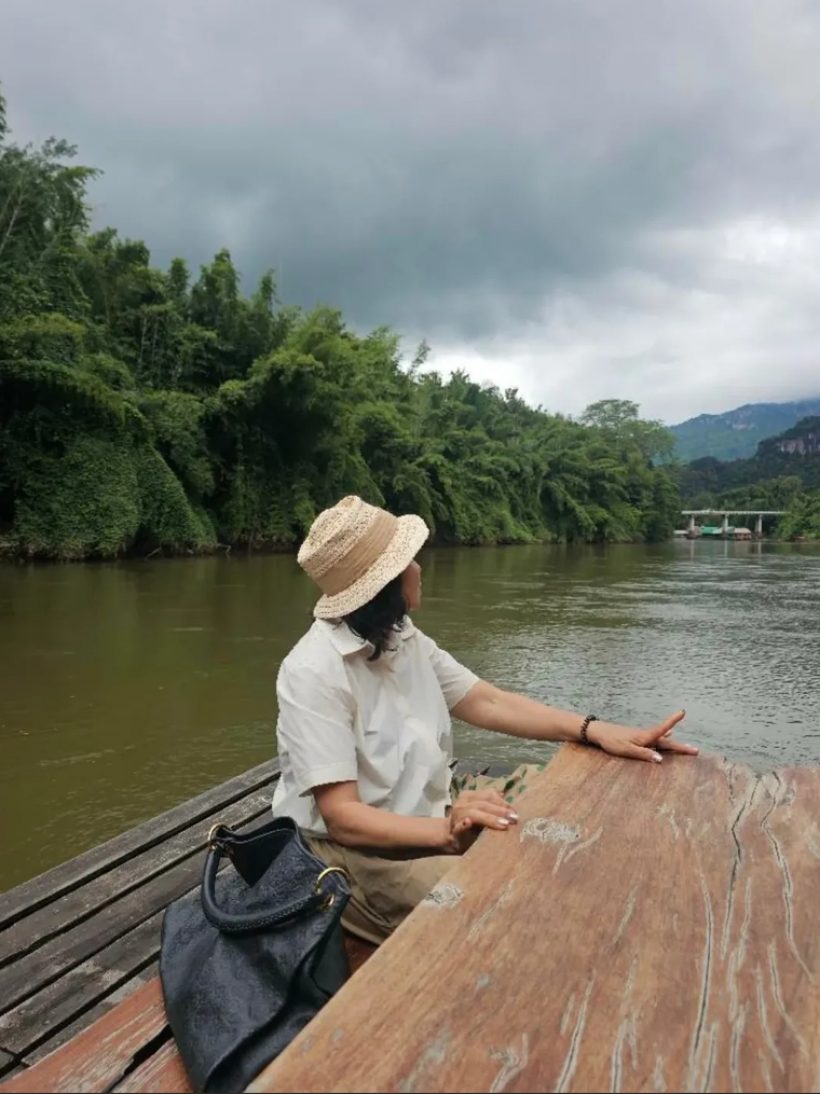 เน็ตไอรุ่นใหญ่! ยายหนิงพาทัวร์เมืองกาญฯ เเฟนๆติดตามเหนียวเเน่น