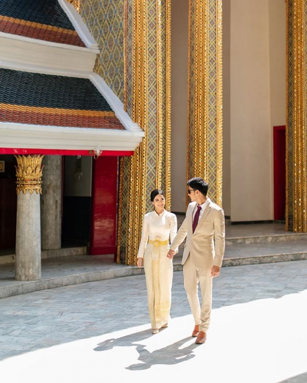 “แพร ณัฏฐธิดา” ควงว่าที่สามี! เข้าพิธีรับ “น้ำพระพุทธมนต์“ จากสมเด็จพระสังฆราช 