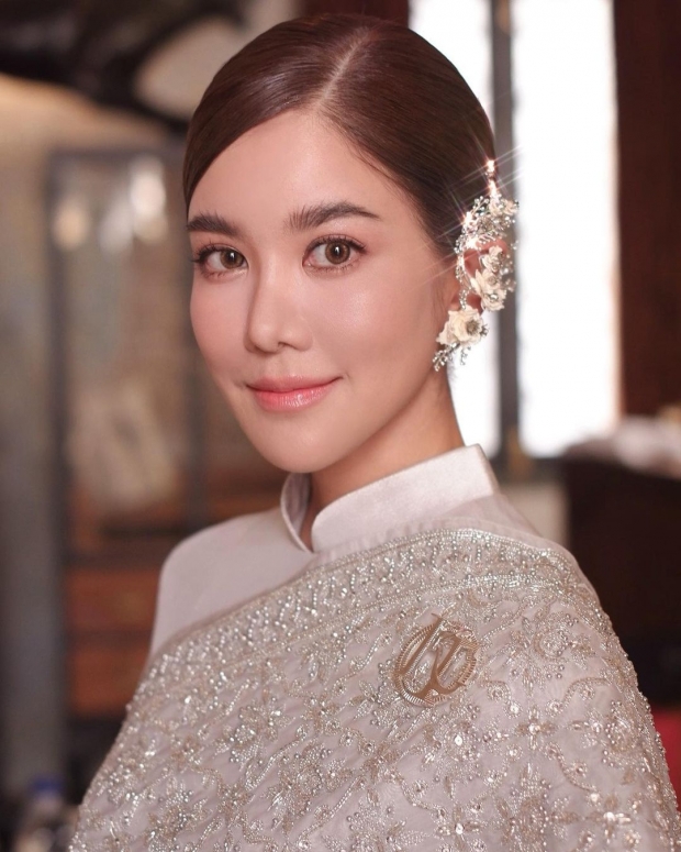 ตูน-ก้อย เข้ากราบขอพร รับน้ำพระพุทธมนต์จากสมเด็จพระสังฆราช