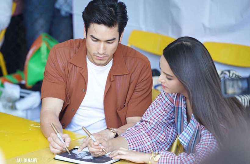 เเซวสนั่น! ณเดชน์ โพสต์ภาพคู่ญาญ่า อุรัสยา หวานเวอร์เเก้มเเนบเเก้ม