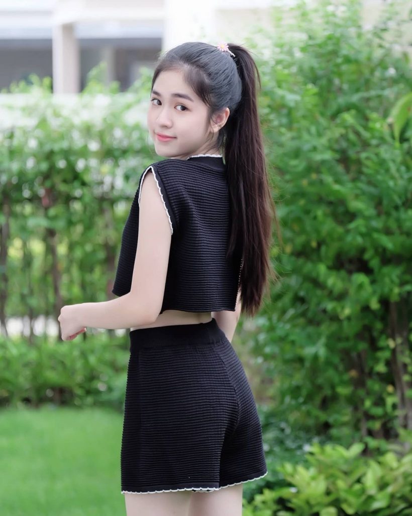 โคตรปัง! เปิดภาพ น้องอันดา ในวัย15ปี ตอนนี้สวยขึ้นเเทบจำไม่ได้