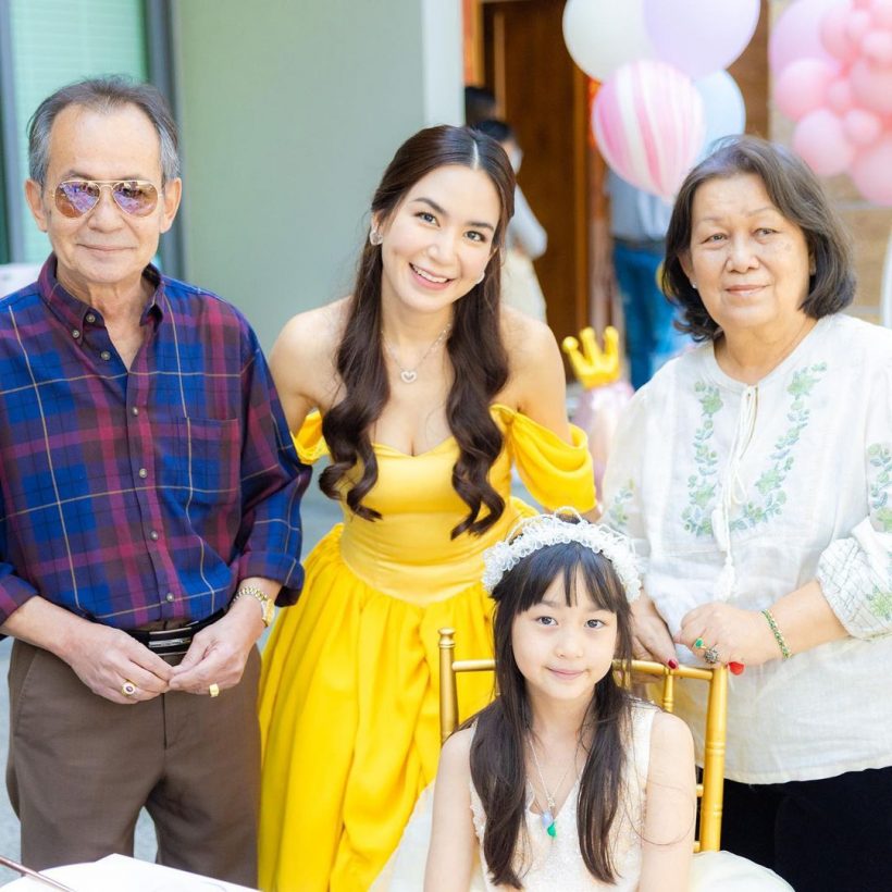 เจิดจรัส! น้องชิลลี่ ลูกสาว พลอย ชิดจันทร์ อายุ10ขวบ-ยิ่งโตยิ่งสวย