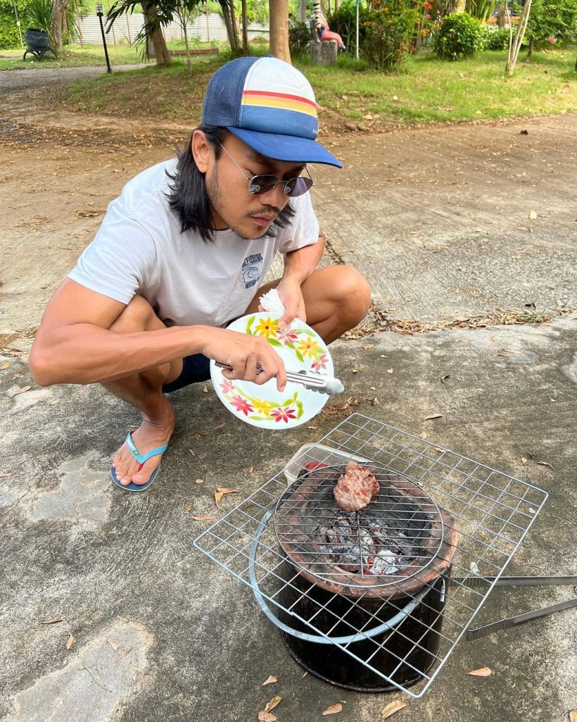 ชาวเน็ตรีบเบรก หลัง สิงโต นำโชค กินข้าวเหนียวมะม่วงเเบบนี้