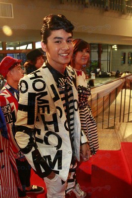 แฟชั่นดารางาน Stars Party 2011 "CARNIVAL"