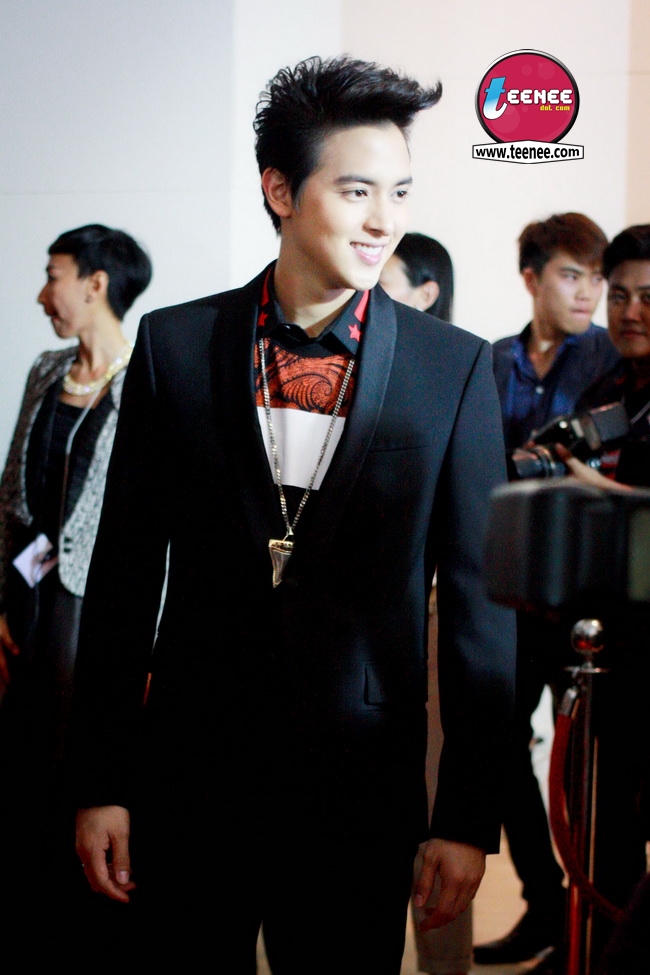  เจมส์ จิรายุ