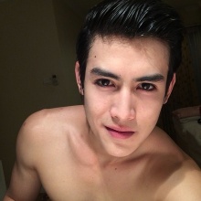 อัพเดทภาพ ป๊อป แรงเงา หุ่นล่ำ หล่อเว่อร์ @IG