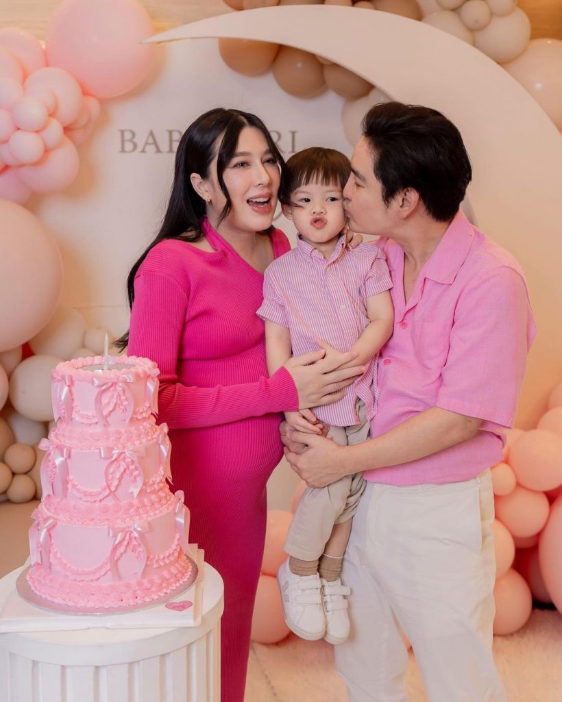 คุณแม่คนสวย จัดงาน Baby Shower เฉลยเพศลูกคนที่ 2