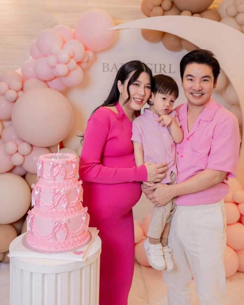 คุณแม่คนสวย จัดงาน Baby Shower เฉลยเพศลูกคนที่ 2