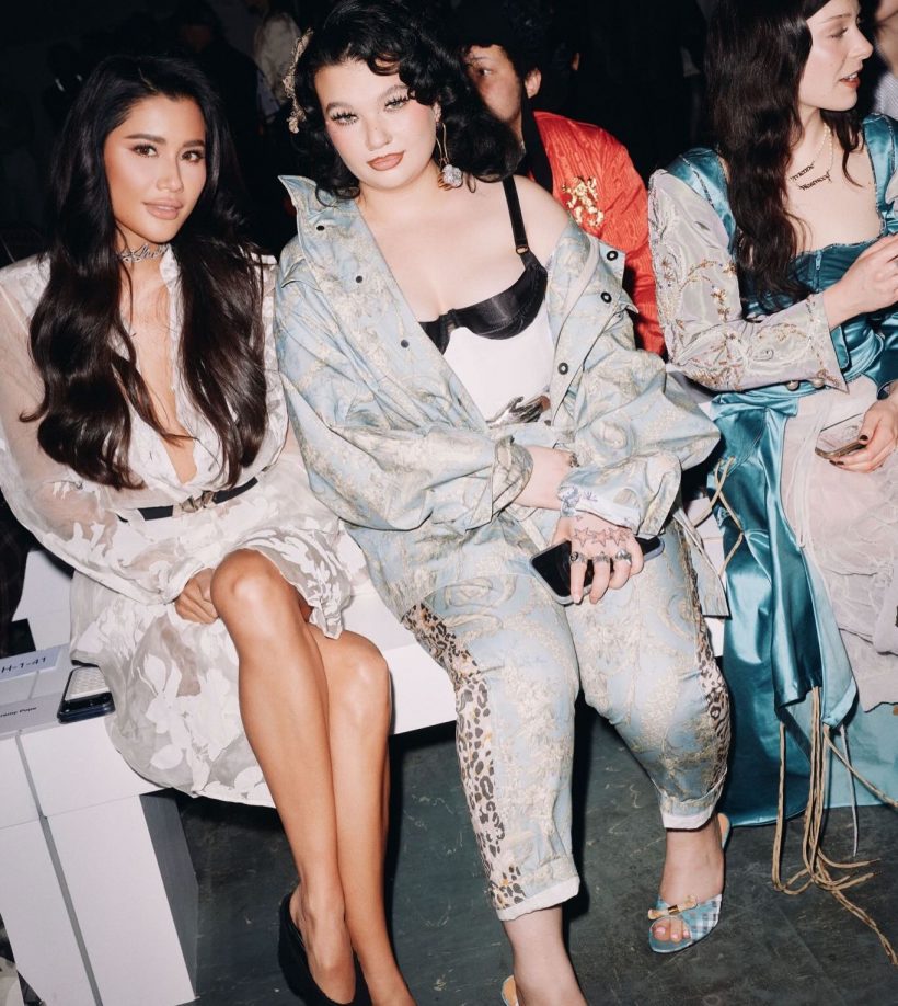 นี่แหละตัวจริง! ปูไปรยา กับลุคซีทรูลายดอกไม้ ที่โลกแฟชั่นต้องจารึก