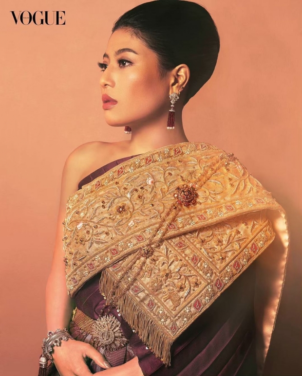 ทรงพระสิริโฉม! เจ้าฟ้าสิริวัณณวรีฯ  ทรงฉลองพระองค์ชุดไทย ขึ้นปก Vogue Thailand