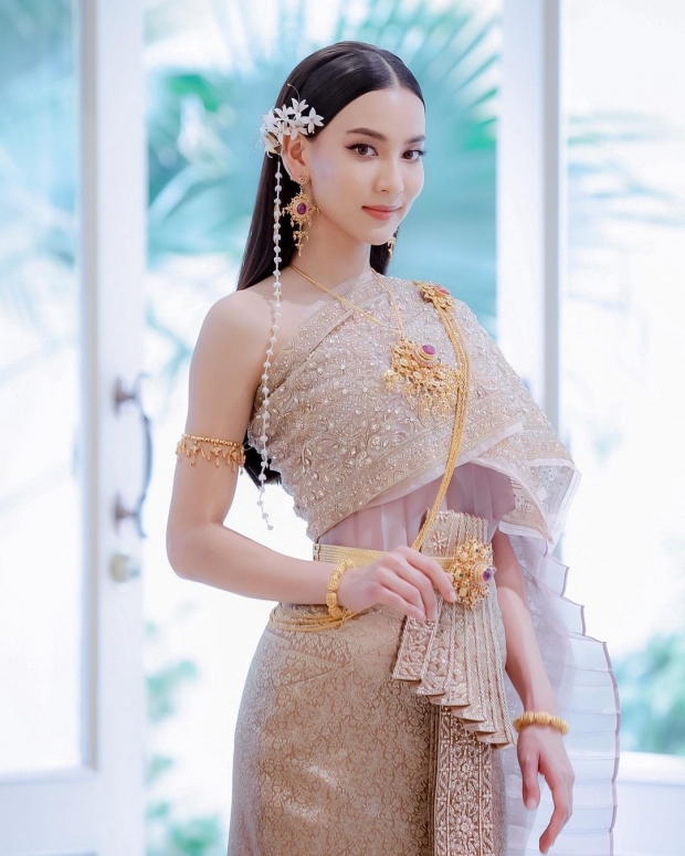 กรีน อัษฎาพร พักความแซ่บ ขอสวยหวานสไตล์ไทยๆ ออร่าสง่าสุดๆ