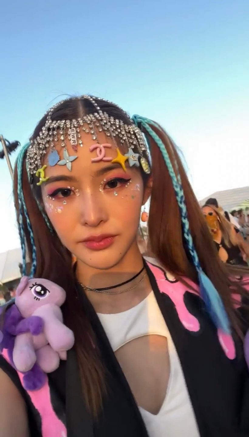 ส่องลุคเฟี้ยว อีกหนึ่งสาวไทย ในเทศกาลดนตรีระดับโลกCoachella 2022 