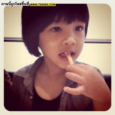 PiX :: น้องคุน ลูกพ่อเคน..ผมโตเป็นหนุ่มแล้วค้าบ