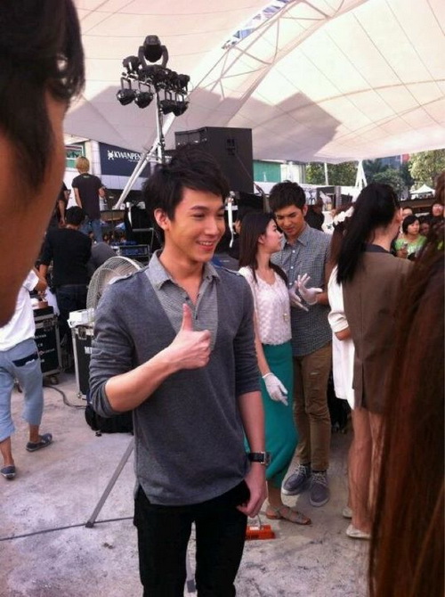 Pic : คนบันเทิงร่วมงานอาสาปั้น EM Ball (2)