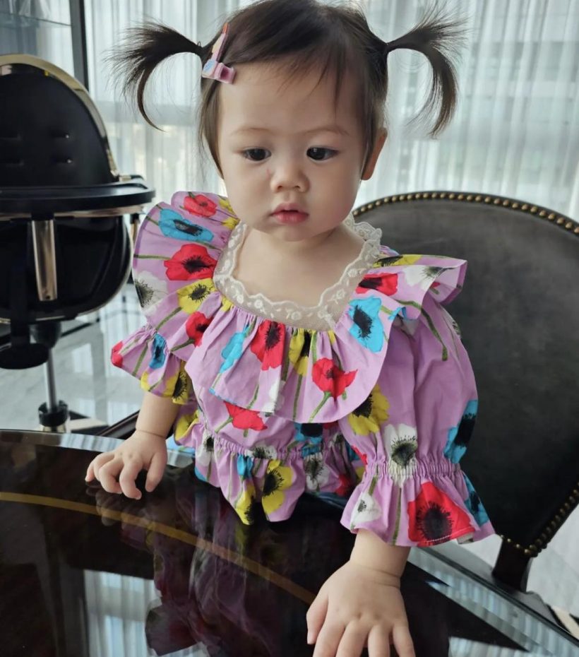 เอ็นดู น้องแอบิเกล 1 ขวบแล้วจ้า แม่ชมจัดเค้กให้ถูกใจสุดๆ