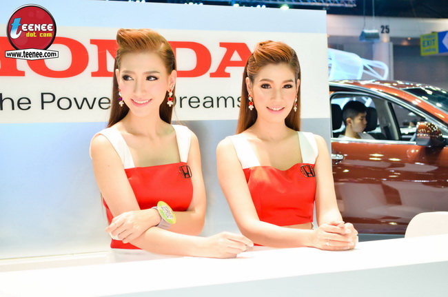 นางฟ้าชุดแดงจาก HONDA