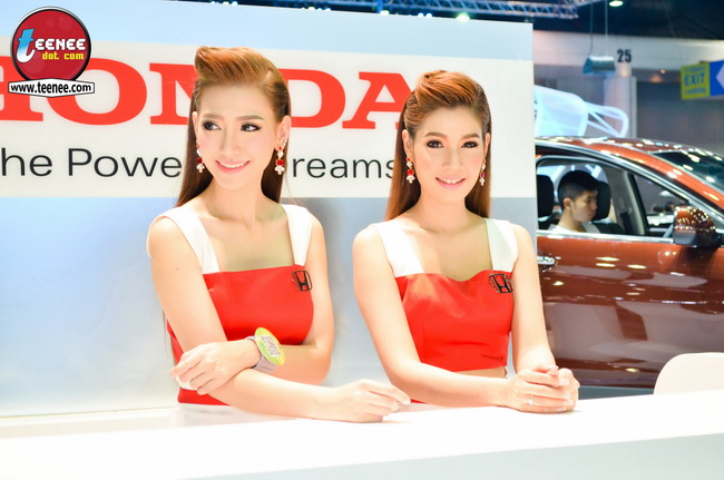 นางฟ้าชุดแดงจาก HONDA