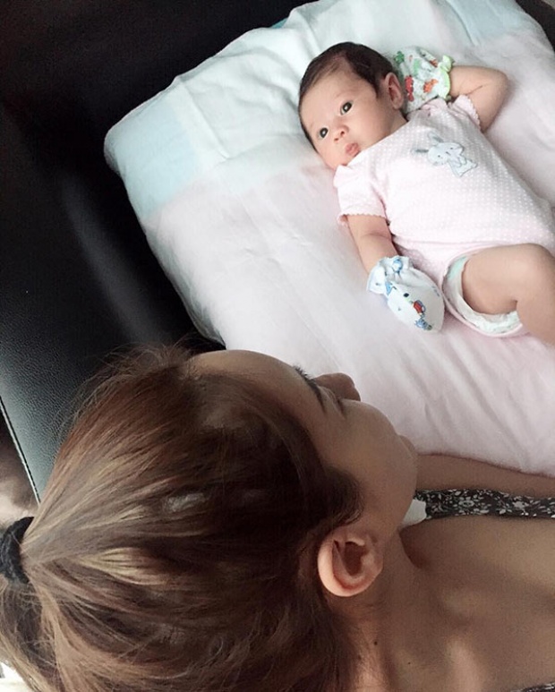 น้องพลอยเจ ลูกสาว เจจินตัย พลอย 1 เดือนแล้ว ตาแป๋ว น่ารักมาก