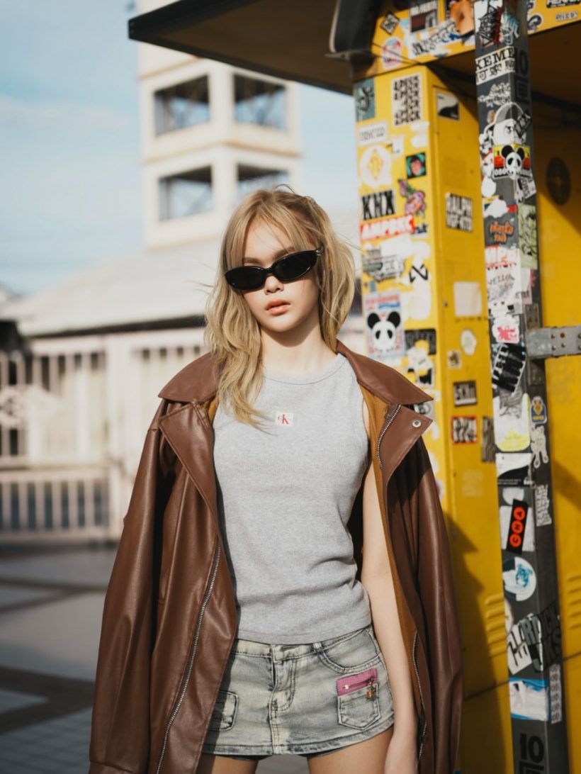 ยอมแล้วลูกสาว! น้องลียา กับลุคสาวบลอนด์ ท่าโพสต์ดาเมจแรงมาก