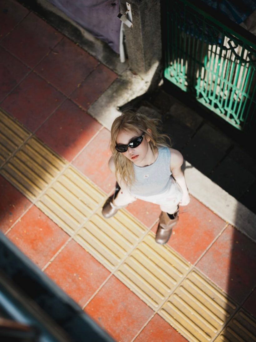 ยอมแล้วลูกสาว! น้องลียา กับลุคสาวบลอนด์ ท่าโพสต์ดาเมจแรงมาก