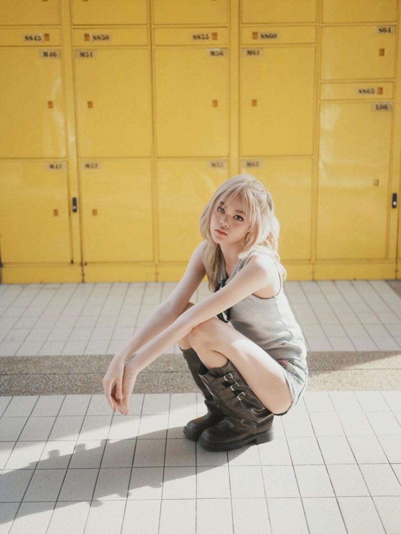 ยอมแล้วลูกสาว! น้องลียา กับลุคสาวบลอนด์ ท่าโพสต์ดาเมจแรงมาก