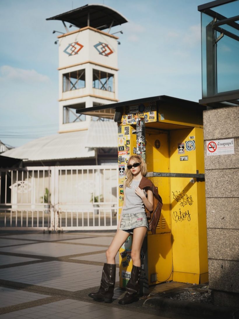 ยอมแล้วลูกสาว! น้องลียา กับลุคสาวบลอนด์ ท่าโพสต์ดาเมจแรงมาก