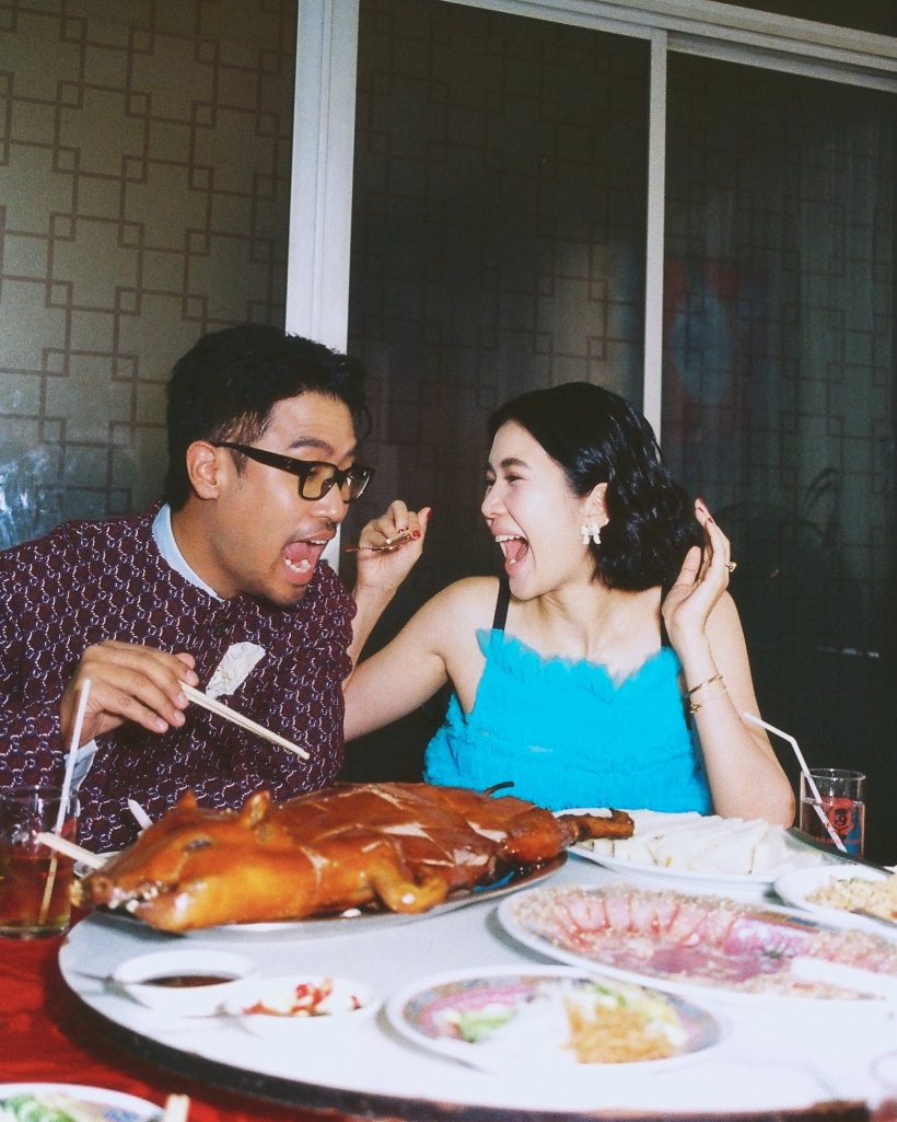 คนดูอย่าเพิ่งท้อ! คู่รักมาราธอนเสิร์ฟพรีเวดดิ้งอีกเซ็ตตอกย้ำรัก10ปี