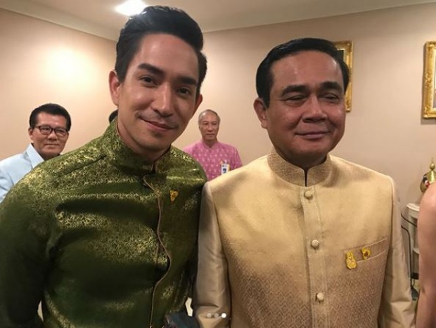 ประมวลภาพ!! นักแสดงจากละคร “บุพเพสันนิวาส” เข้าพบ “บิ๊กตู่” น่ารักไปอี๊กกกกก!!