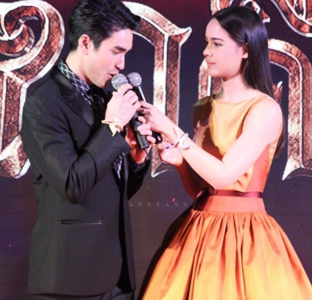 ประมวลภาพโมเมนท์สุดน่ารัก “ณเดชน์-ญาญ่า” ในงานแถลงข่าว นาคี2