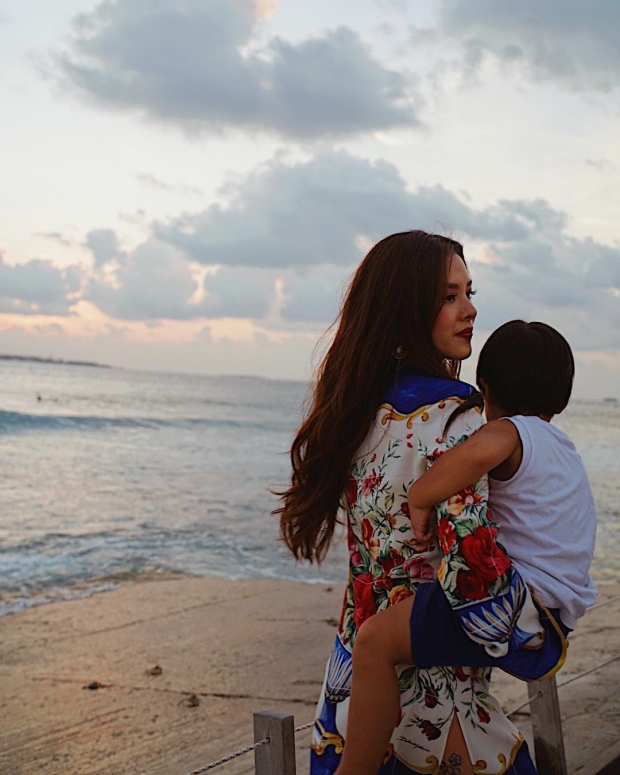 ซูมตาแตก!  “แมทธิว ดีน” จัดเต็มกับชุดว่ายน้ำสุดแซ่บ  “ลีเดีย” ถึงกับหลีกทางให้