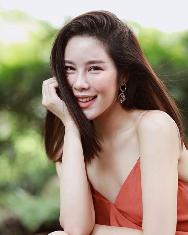 “เบญ เรวิญานันท์”  ขอ “นุ่งบิกินี่” รับลมร้อนอวดโซเชียลสวยแซ่บสุดอะ