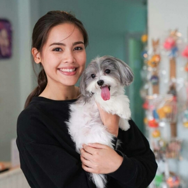 ใจจะลายกันหมดแล้วกับภาพ ญาญ่า แค่บ่นหิวข้าวทำไมต้องละมุนเบอร์นี้