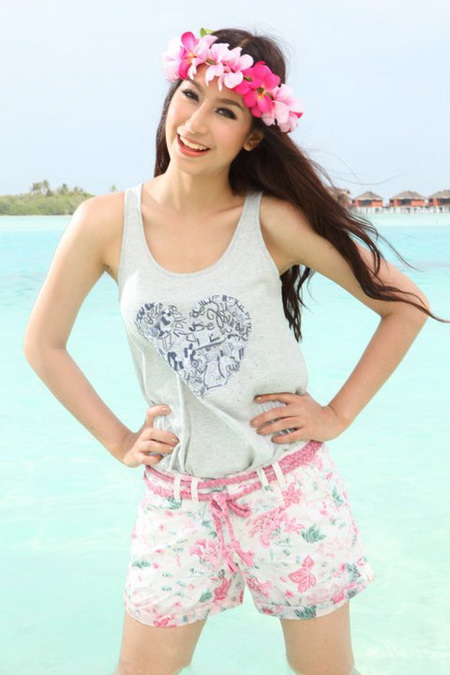 PiC :: มิ้นต์ ชาลิดา IN มัลดิฟล์ สวยโครต!