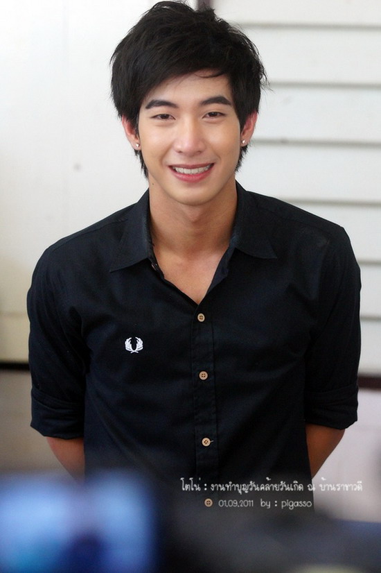 โตโน่ ทำบุญวันเกิด